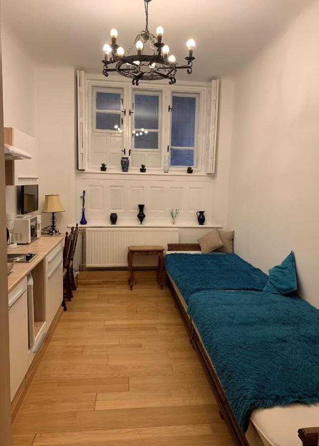 Kalmar Panzio Bed & Breakfast Budapest Luaran gambar