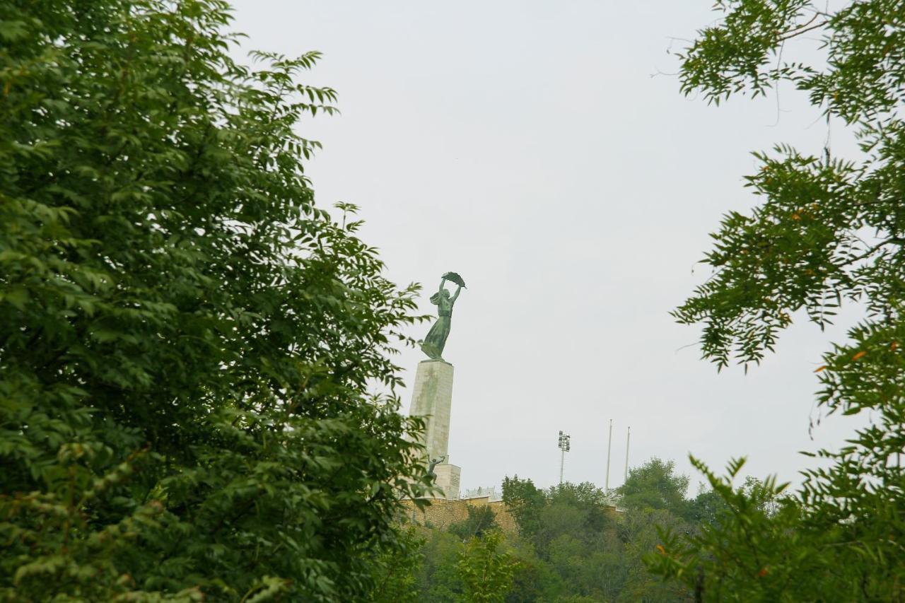 Kalmar Panzio Bed & Breakfast Budapest Luaran gambar