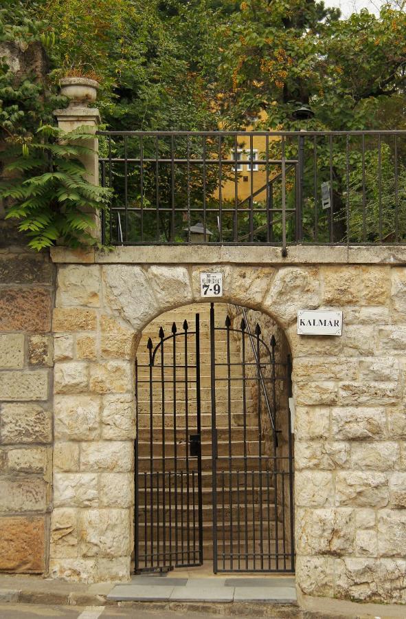 Kalmar Panzio Bed & Breakfast Budapest Luaran gambar