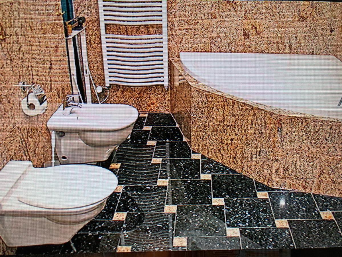 Kalmar Panzio Bed & Breakfast Budapest Luaran gambar
