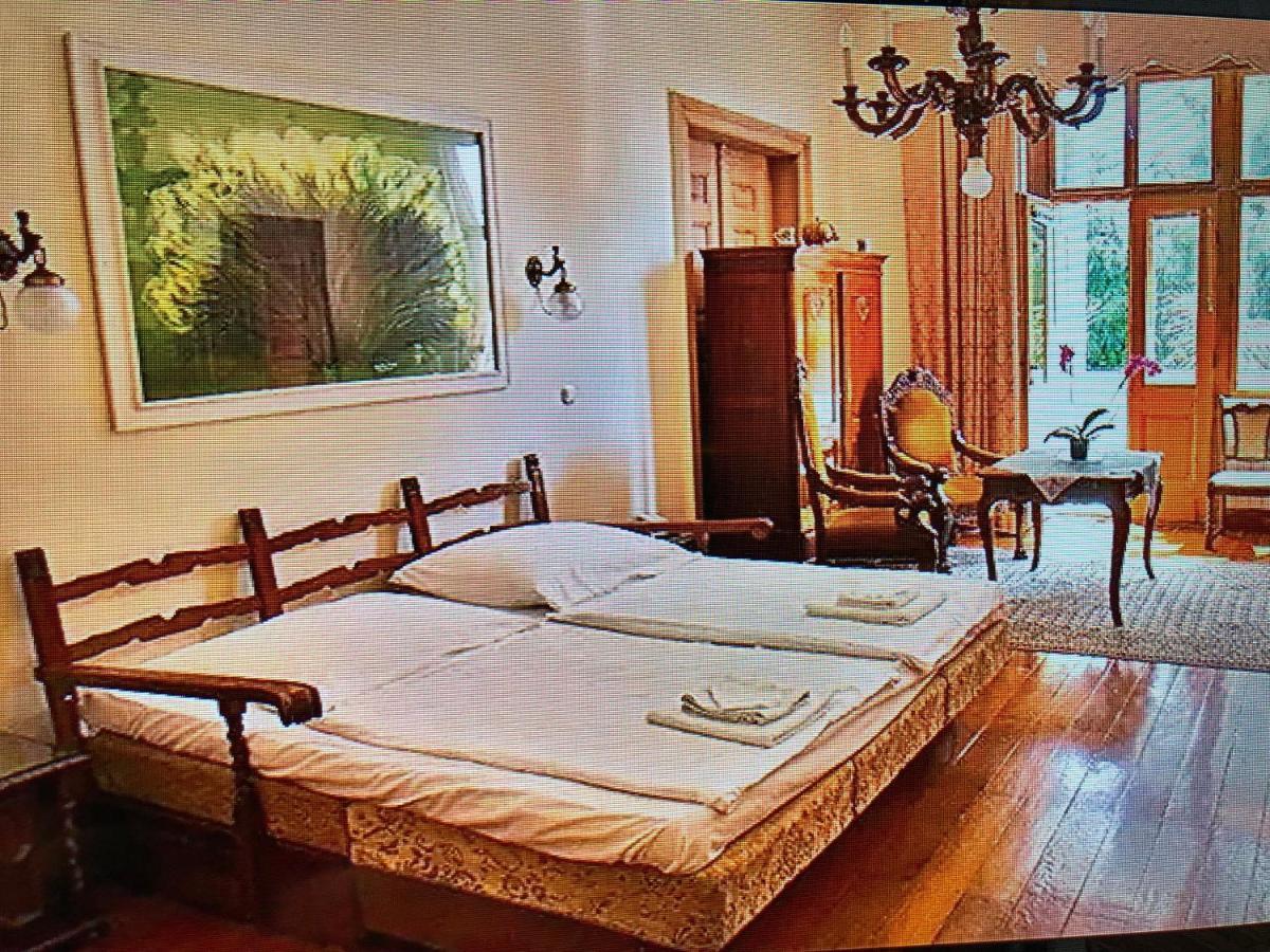 Kalmar Panzio Bed & Breakfast Budapest Luaran gambar
